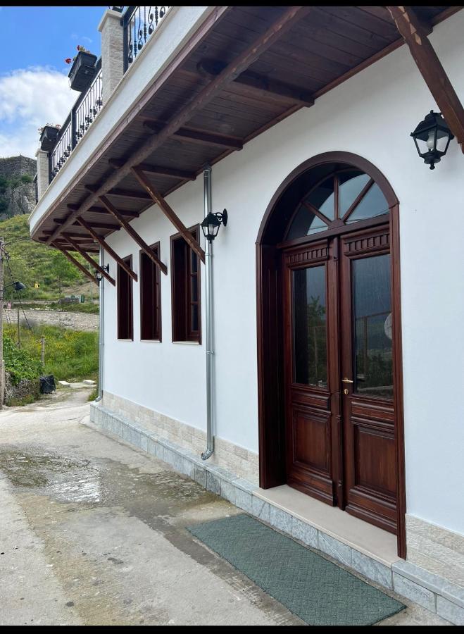 Hotel With Castle View Gjirokaster Exterior photo